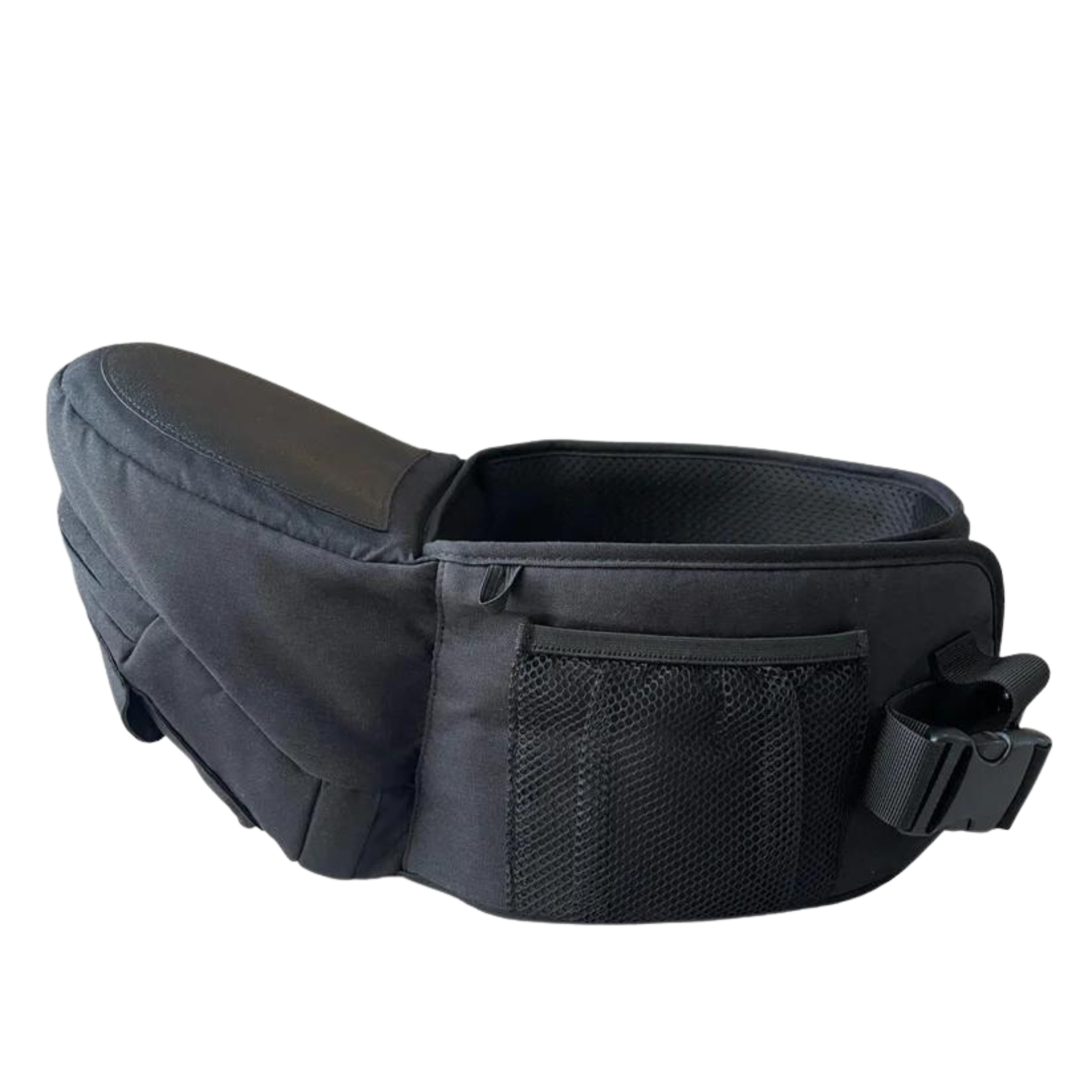 BY MINELLA hoftesæde-Baby & Toddler-BY MINELLA- Close-up af By Minellas hoftesæde – komfort og stil i én løsning - Hoftesæde fastspændt omkring taljen – klar til eventyr med baby - Afslappet gåtur med baby takket være det ergonomiske hoftesæde