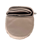 BY MINELLA hoftesæde-Baby & Toddler-BY MINELLA- Close-up af By Minellas hoftesæde – komfort og stil i én løsning - Hoftesæde fastspændt omkring taljen – klar til eventyr med baby - Afslappet gåtur med baby takket være det ergonomiske hoftesæde