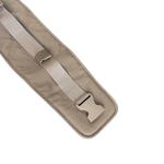 BY MINELLA Forlængerbælte-accessories-BY MINELLA-Beige- Close-up af By Minellas hoftesæde – komfort og stil i én løsning - Hoftesæde fastspændt omkring taljen – klar til eventyr med baby - Afslappet gåtur med baby takket være det ergonomiske hoftesæde